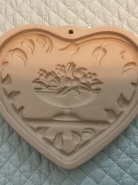 Vintage Pampered Chef “Come to the Table” Family Heritage Cookie Mold